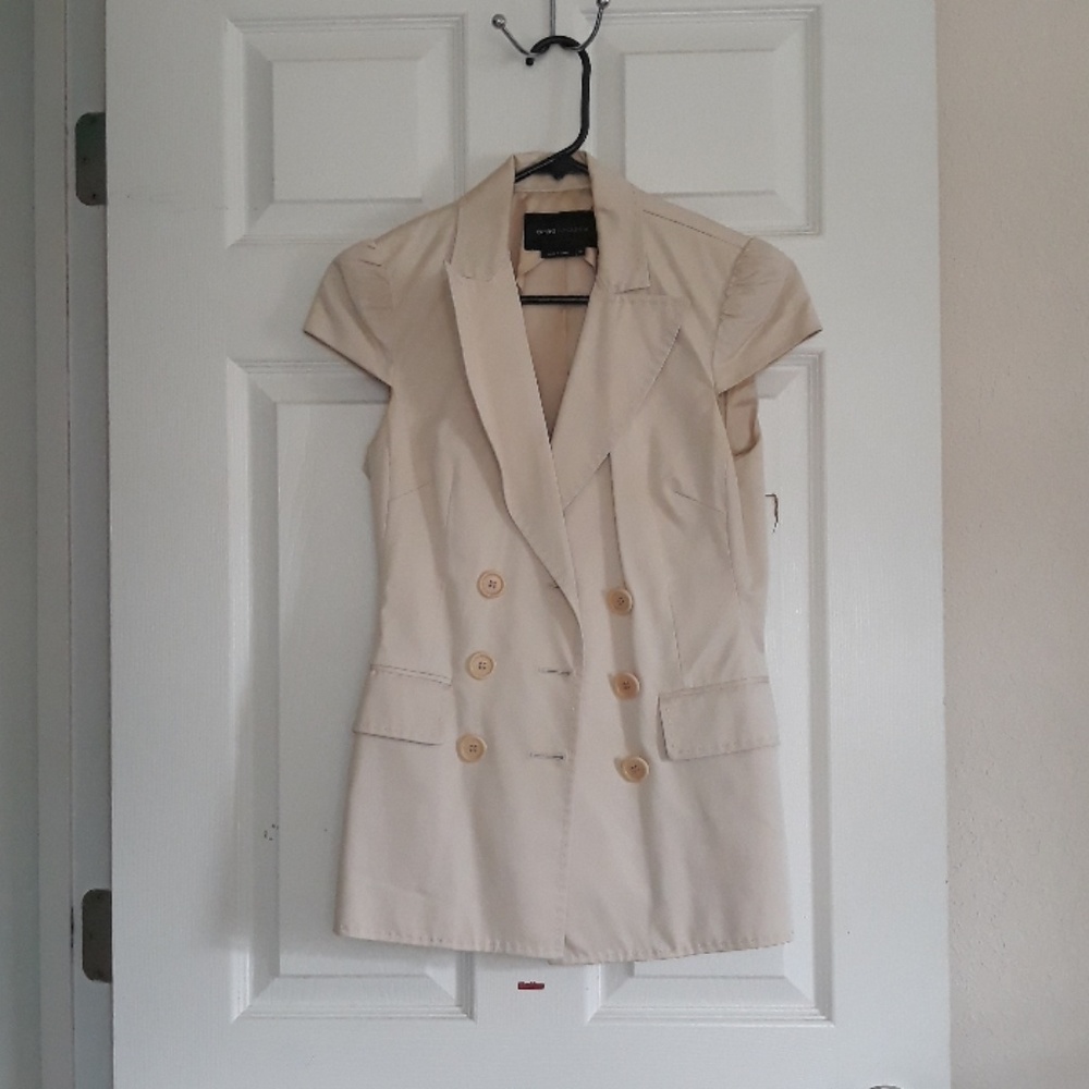BCBG MaxAzria Button Top